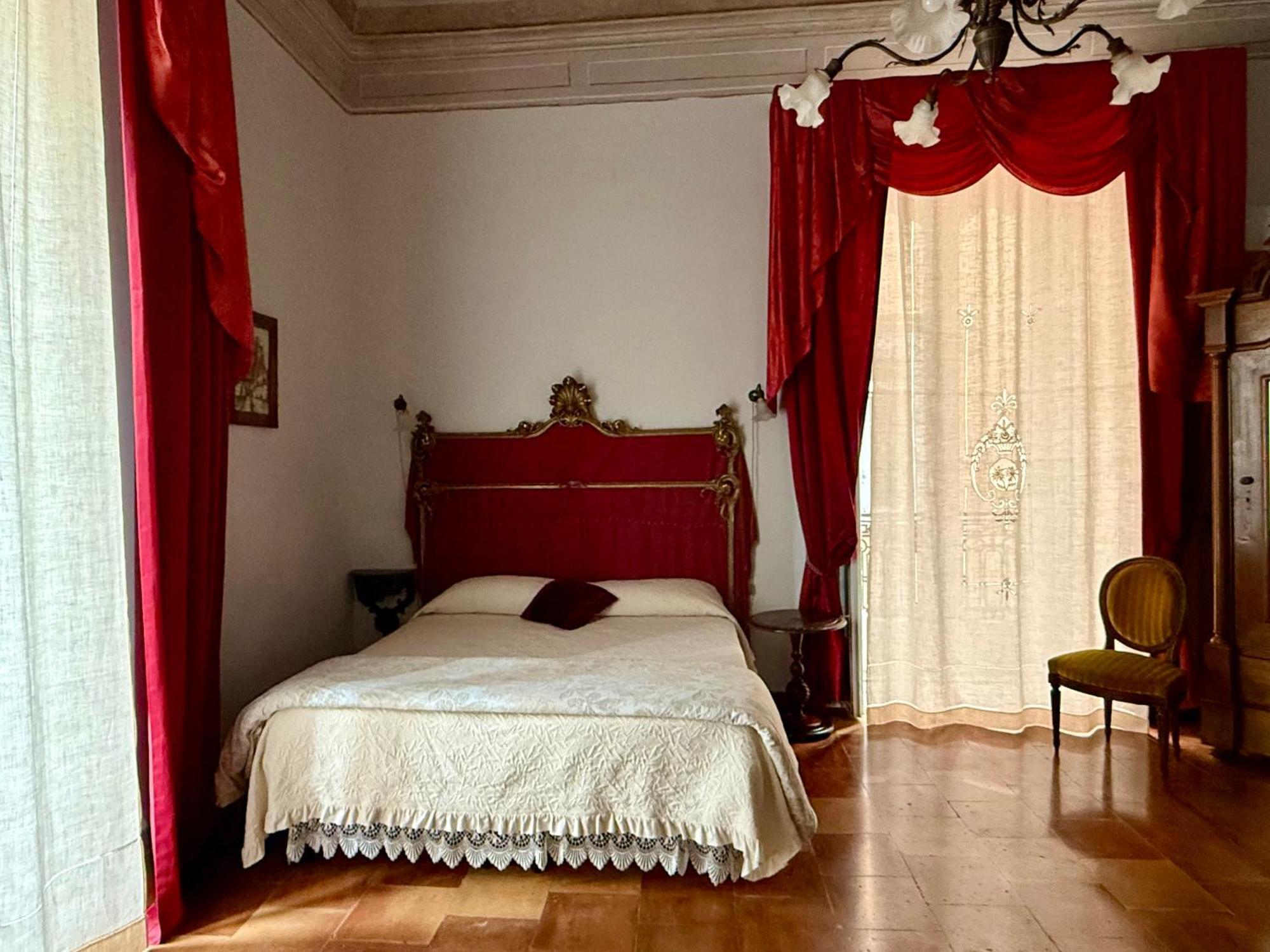 Le Foglie Di Acanto Lucera Buitenkant foto